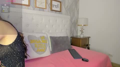 luna forever7 online show from March 2026 07:58:01 PM