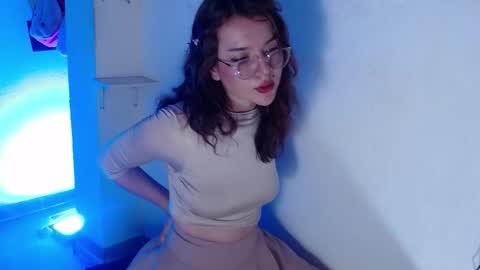 luna_hazard online show from September 2025 01:36:01 PM