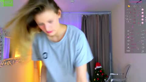 Luna online show from December 2025 05:57:01 AM