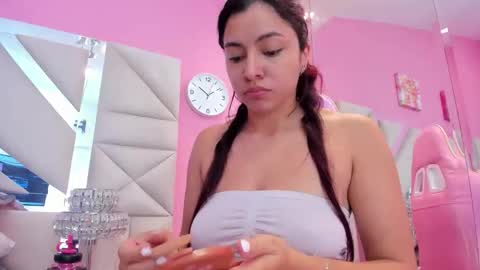 luna_hix online show from June 2026 03:12:01 AM