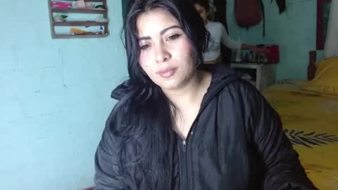 luna_india online show from February 2025 08:22:01 PM