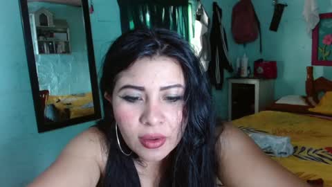 luna_india online show from February 2025 10:03:01 PM