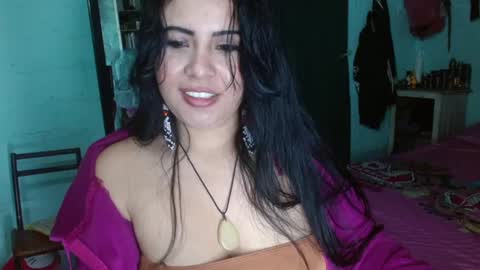 luna_india online show from March 2025 11:42:02 PM