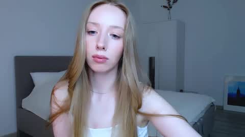 Luna online show from January 2025 03:08:01 AM