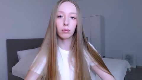 Luna online show from February 2026 08:51:01 PM