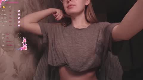 Luna online show from February 2026 09:33:01 PM