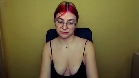 Luna online show from February 2025 09:22:01 AM