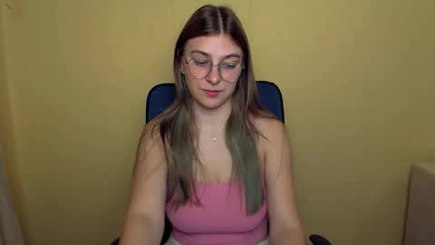 Snapshot of luna_lush_ chatting on September 2025 01:25:02 PM Luna online show from September 2025 01:25:02 PM