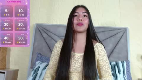 Snapshot of luna_maisonn chatting on June 2026 12:49:01 PM LUNA online show from June 2026 12:49:01 PM