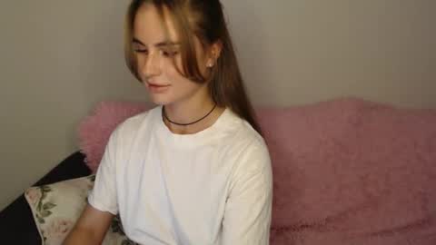 Luna online show from September 2025 04:18:02 PM