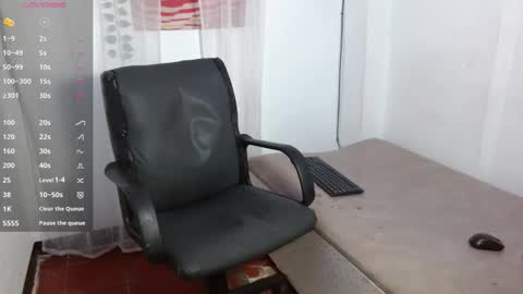 Snapshot of luna_naughty66 chatting on November 2025 07:59:02 PM Luna and Rick online show from November 2025 07:59:02 PM