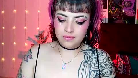 MISS LUNA  online show from December 2024 02:10:01 AM