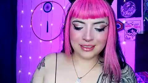 MISS LUNA  online show from January 2025 05:53:01 AM