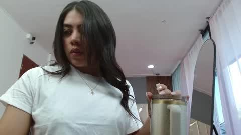 Snapshot of luna_rousse26 chatting on May 2026 01:30:01 PM luna_rousse26 online show from May 2026 01:30:01 PM