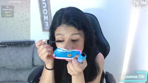 luna_starr69 online show from December 2025 12:54:01 PM