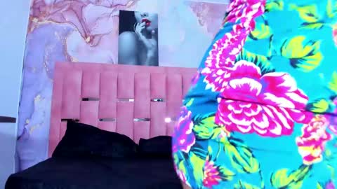 Luna  online show from February 2025 12:38:02 PM