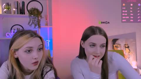 Luna online show from September 2025 07:28:02 PM