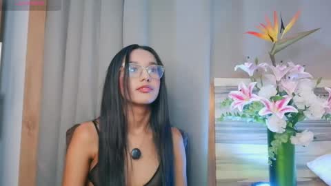 Snapshot of luna_valen chatting on May 2026 04:39:02 AM luna_valen online show from May 2026 04:39:02 AM