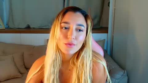 Snapshot of luna_velvvet chatting on July 2026 07:53:02 PM Luna online show from July 2026 07:53:02 PM