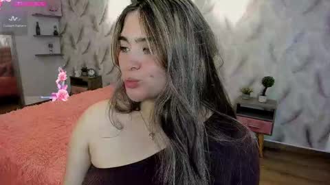 Snapshot of luna_volk chatting on September 2025 04:27:01 AM Luna online show from September 2025 04:27:01 AM