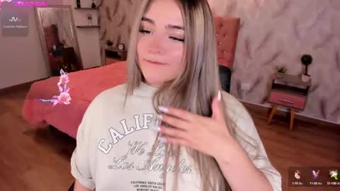 Snapshot of luna_volk chatting on October 2025 03:38:01 AM Luna online show from October 2025 03:38:01 AM