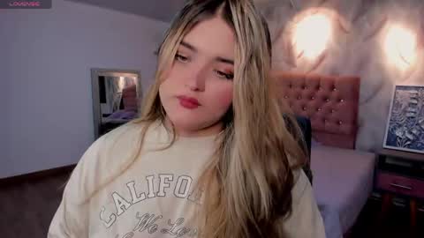 Snapshot of luna_volk chatting on April 2026 03:09:01 AM Luna online show from April 2026 03:09:01 AM