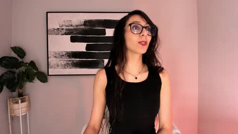 luna online show from January 2025 01:06:02 PM