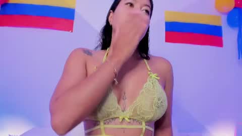 lunaa_hart online show from July 2026 04:19:01 AM
