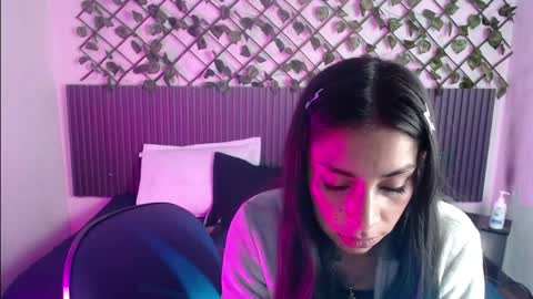 lunaaa_07 online show from April 2026 10:53:02 AM