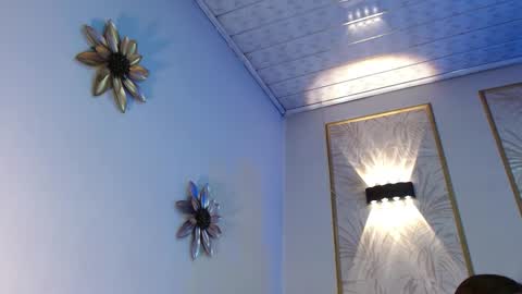 Luna online show from October 2025 03:40:01 AM