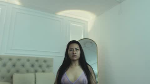 Snapshot of lunabella_212 chatting on October 2025 01:50:02 PM lunabella_212 online show from October 2025 01:50:02 PM