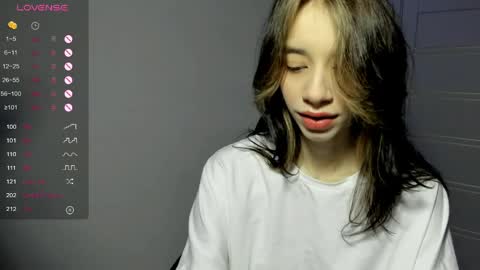 Hello my name is Amanda  online show from April 2026 10:28:02 AM