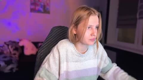 Britney online show from November 2025 09:38:02 PM