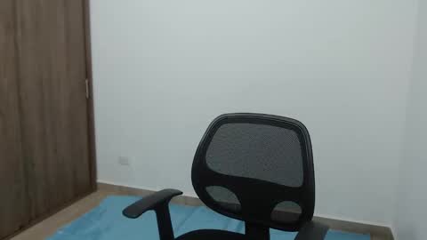 Snapshot of lunadaddy33 chatting on December 2024 02:53:01 AM My name is luna Lovense is active my orgasms in your hands Give me more pleasure and make me cum PVT IS OPEN online show from December 2024 02:53:01 AM