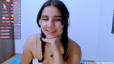 Snapshot of lunadaddy33 chatting on January 2025 01:27:01 AM My name is luna Lovense is active my orgasms in your hands Give me more pleasure and make me cum PVT IS OPEN online show from January 2025 01:27:01 AM