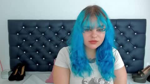 Snapshot of lunaflirt chatting on September 2025 11:10:02 AM Luna online show from September 2025 11:10:02 AM