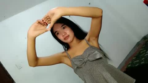 lunafoxx_ online show from February 2026 03:42:01 PM