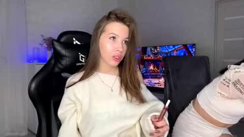 lunail online show from November 2025 08:13:02 AM