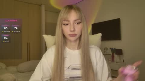 Luna online show from March 2026 02:28:02 AM