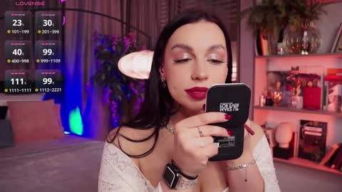 Luna  next streams Mon Fri Sat Sun 8pm-5am gmt0 online show from January 2025 08:43:01 PM