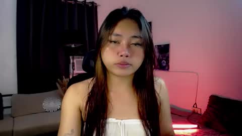 Luna online show from April 2026 04:28:02 PM