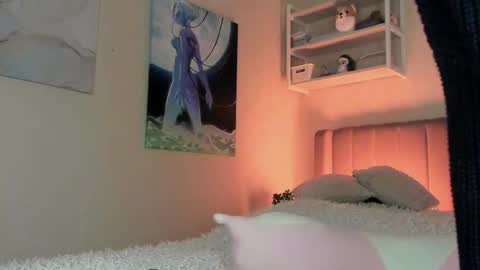 Sofia online show from November 2025 02:28:01 PM