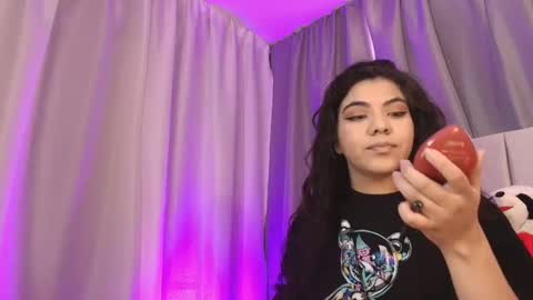  Luna  online show from January 2025 07:15:01 PM