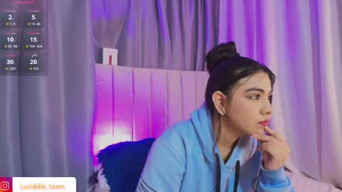  Luna  online show from March 2025 11:04:02 PM