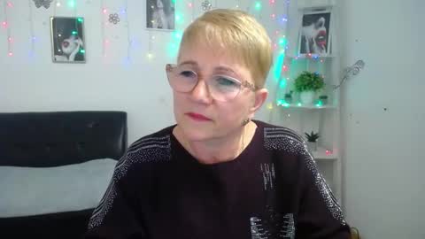 Snapshot of lunarossa615416 chatting on October 2025 07:28:01 AM Luna online show from October 2025 07:28:01 AM