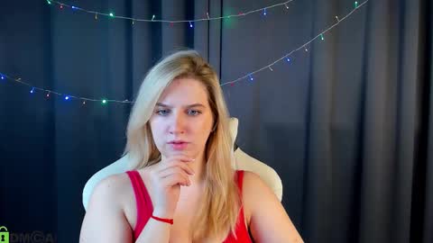 LunasShine online show from January 2026 04:04:01 AM