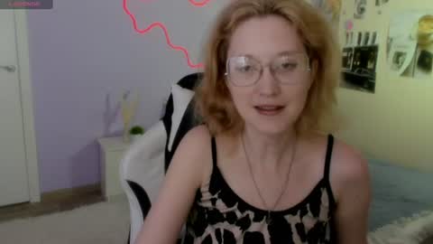 lunaterry online show from July 2026 06:17:01 AM