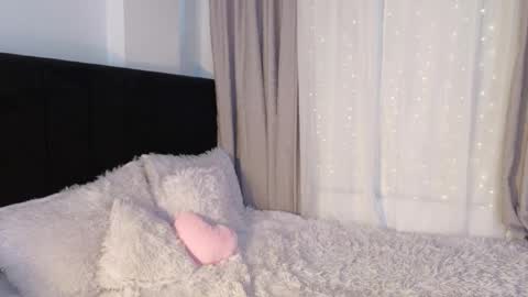 lunavelvet7 online show from March 2026 03:48:02 PM