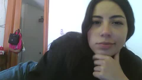 lunavelvettt online show from January 2026 06:43:02 PM