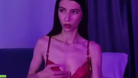 LunaWills online show from June 2026 05:54:02 AM